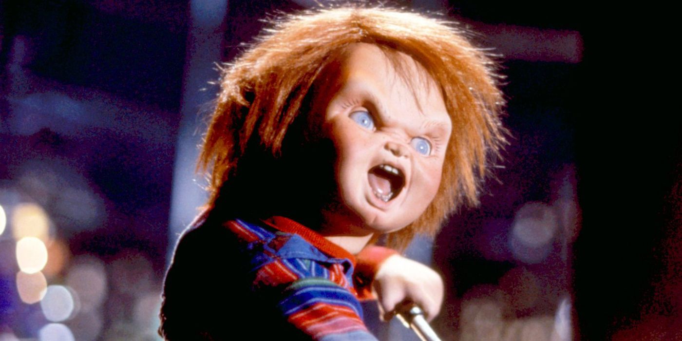 Chucky gritando de raiva em Brinquedo Assassino.