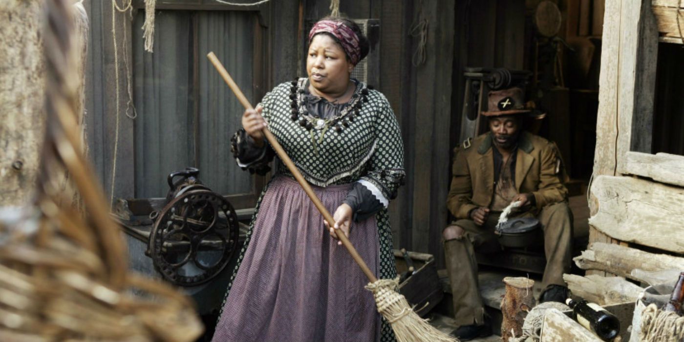 Cleo King as Aunt Lou in Deadwood