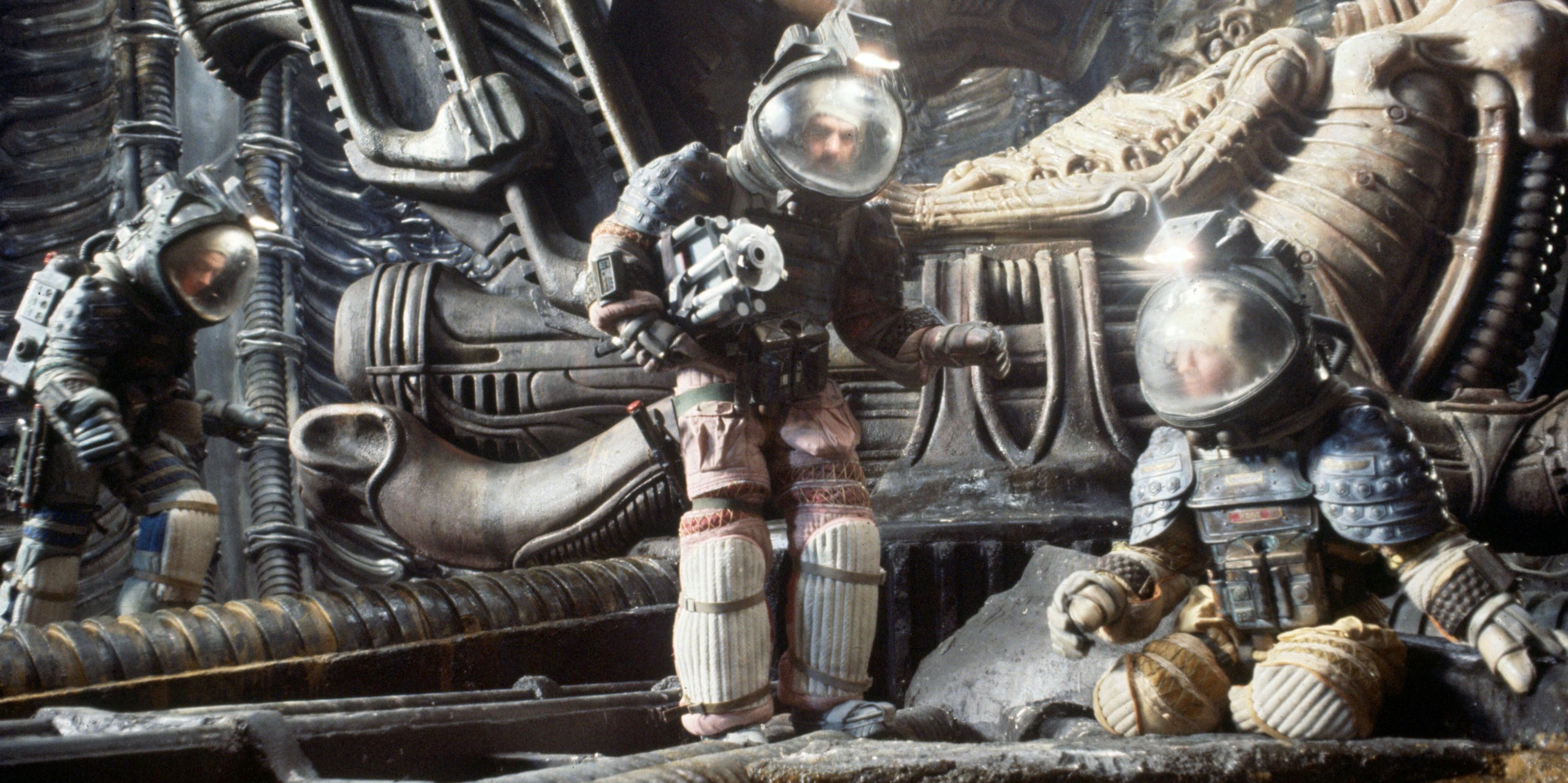 Crew of the Nostromo in Front of the Space Jockey in Alien 1979