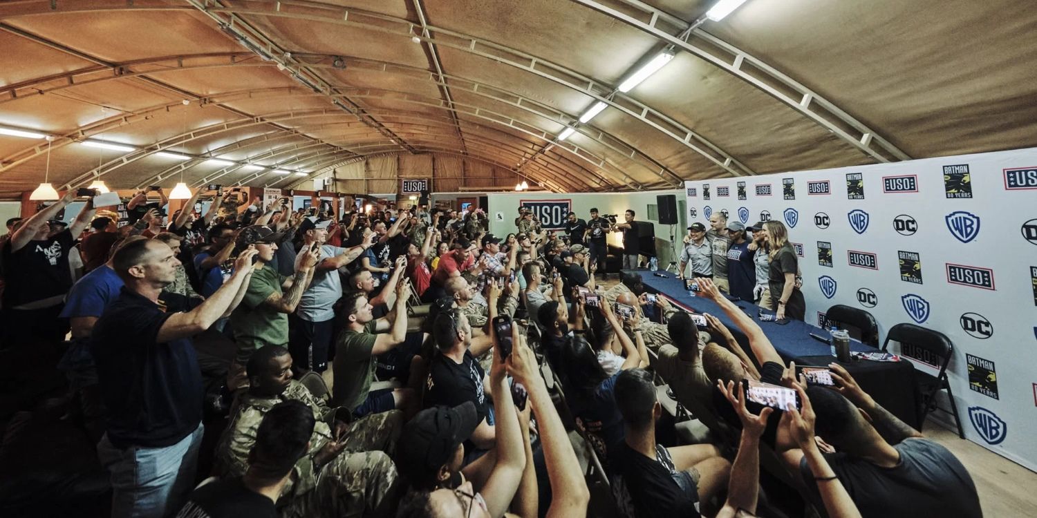 DC Comics USO Troops Visit