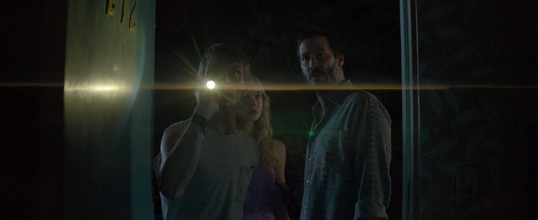 Keanu Reeves Neon Demon