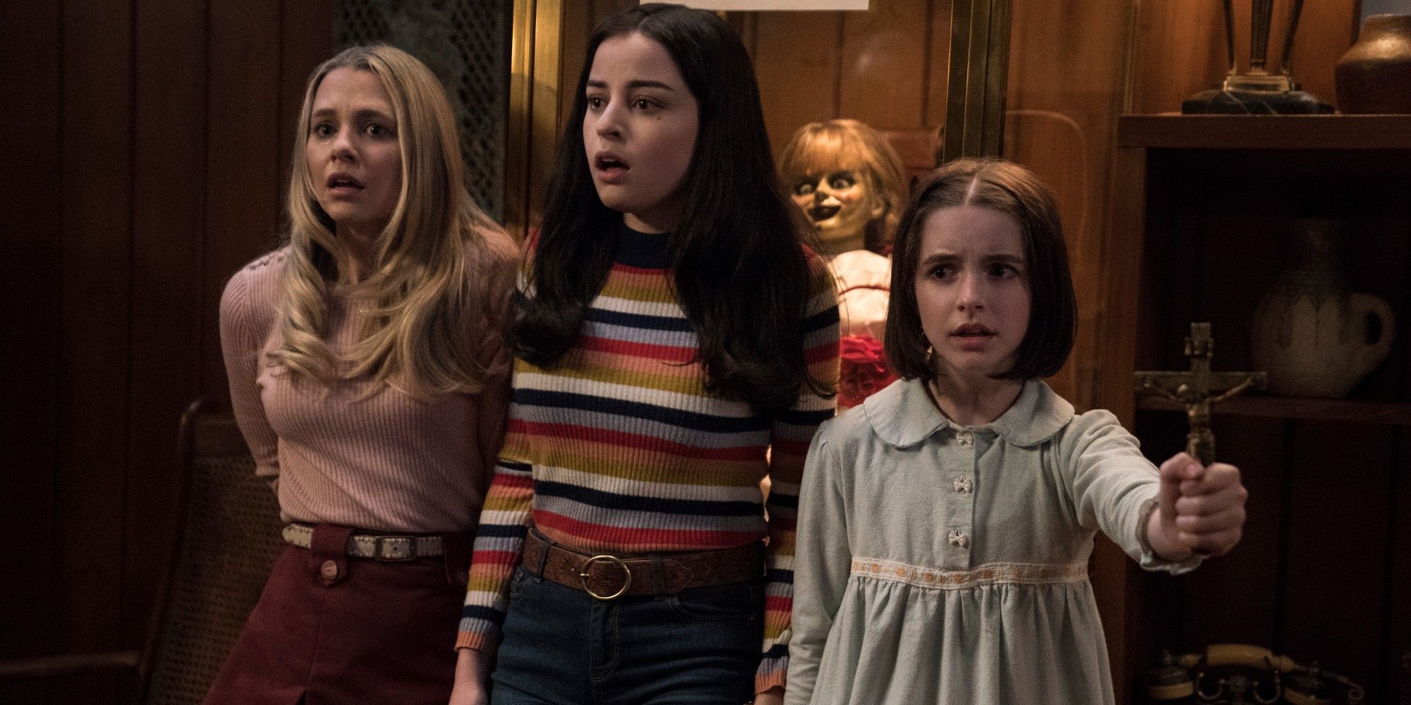Madison Iseman, Katie Sarife, and Mckenna Grace in Annabelle Comes Home