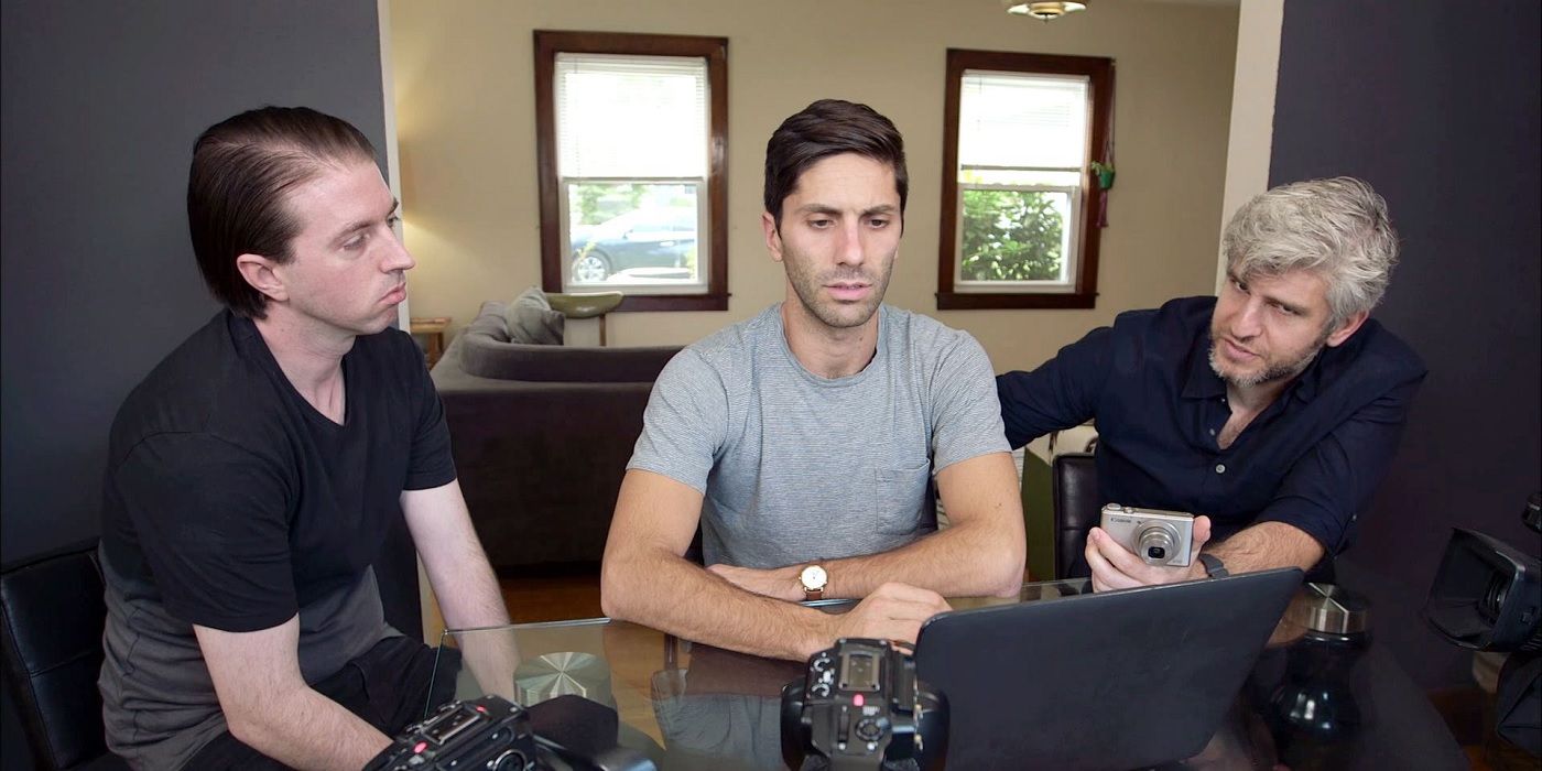 Spencer, Nev, and Max talking while filming a season 5 episode of Catfish