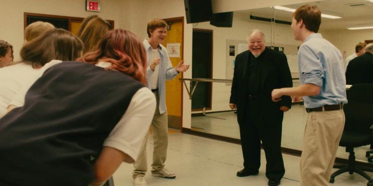 Stephen McKinley Henderson as Father Leviatch in Lady Bird