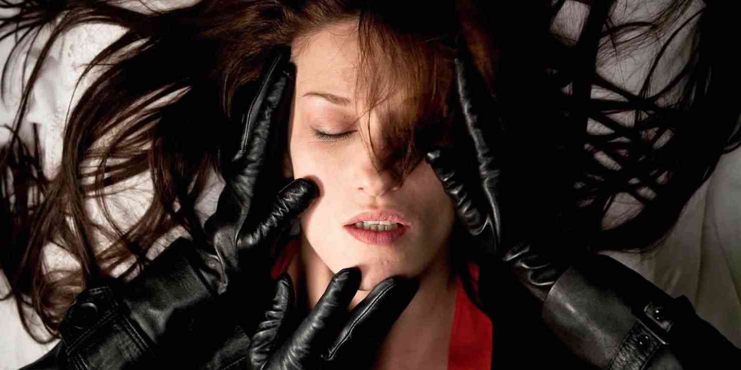 The Strange Color Of Your Body&rsquo;s Tears