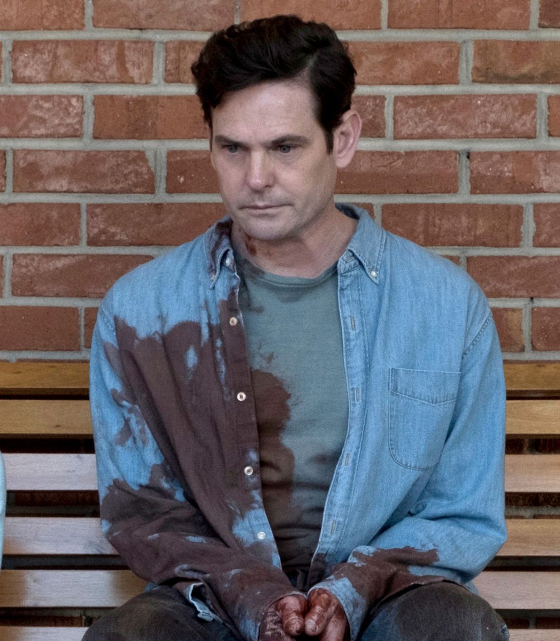 henry thomas haunting of hill house TLDR vertical