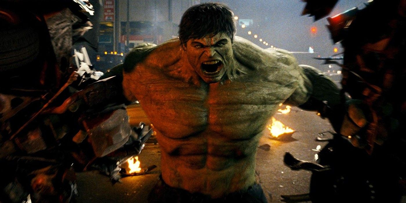 Ed Norton transforms into the Incredible Hulk
