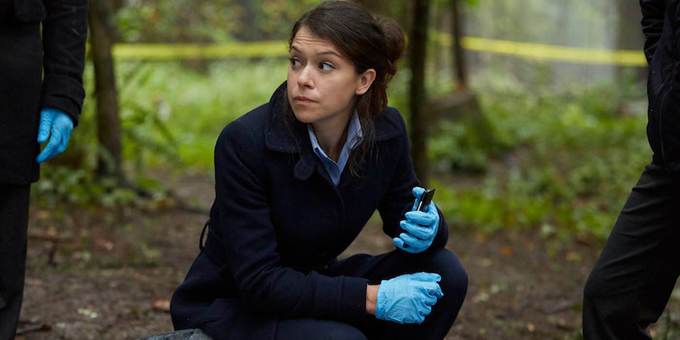 Beth Childs at a crime scene in Orphan Black