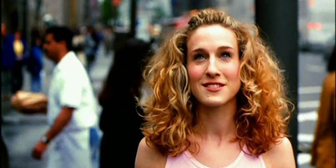 Carrie Bradshaw walking down New York in the Sex and the City intro