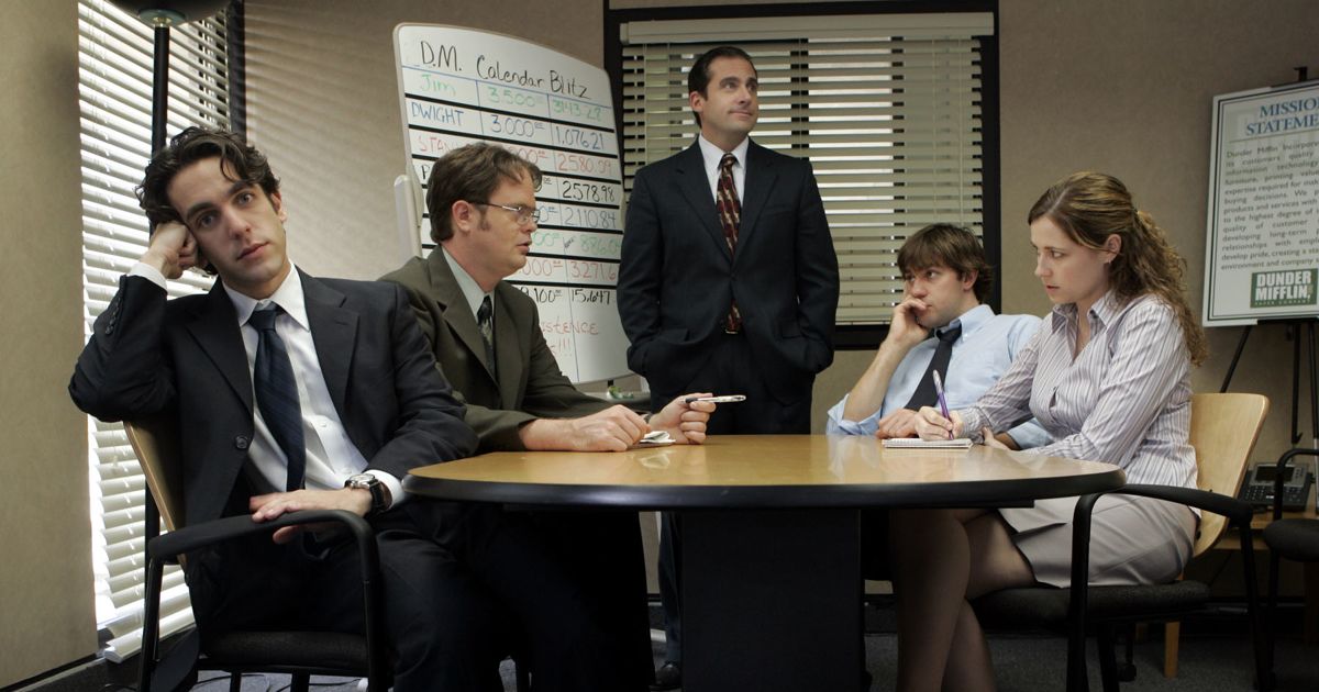 5 Things The Office Did Better Than Friends (& 5 Things Friends Did Better)
