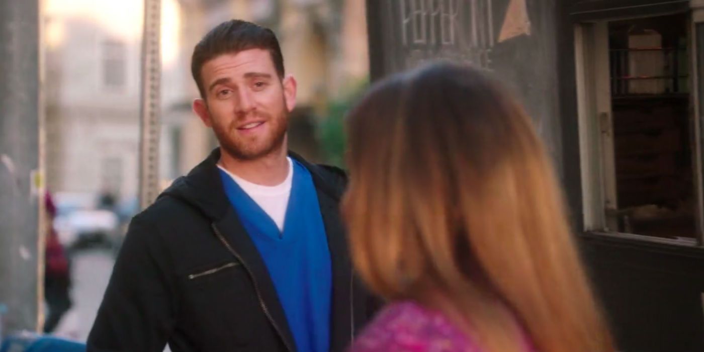 Ben and Mindy talking outside on The Mindy Project