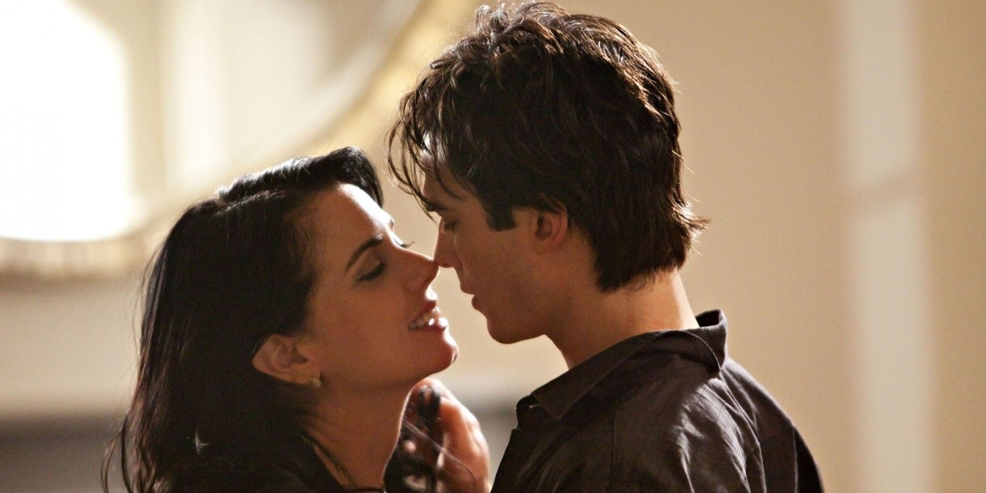 Damon kisses Isobel in the Vampire Diaries