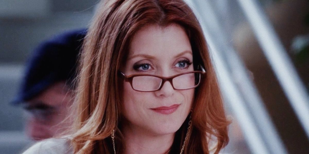Addison Montgomery with glasses at the hospital