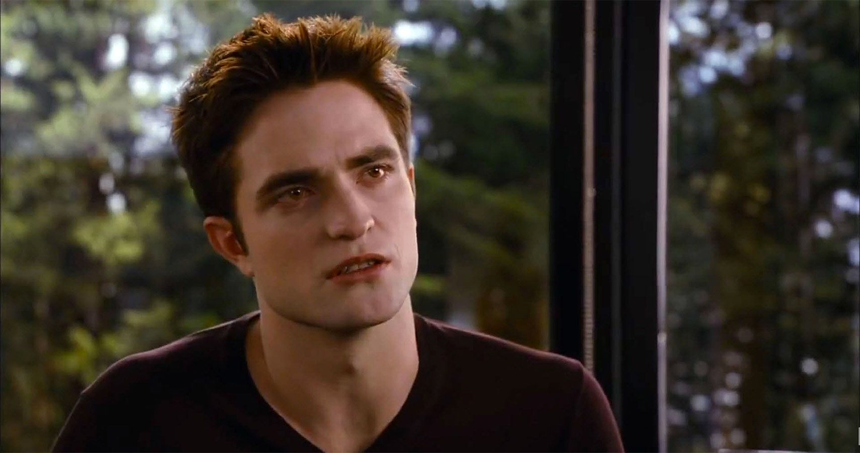 Twilight: 10 Things About Edward Cullen That Make No Sense