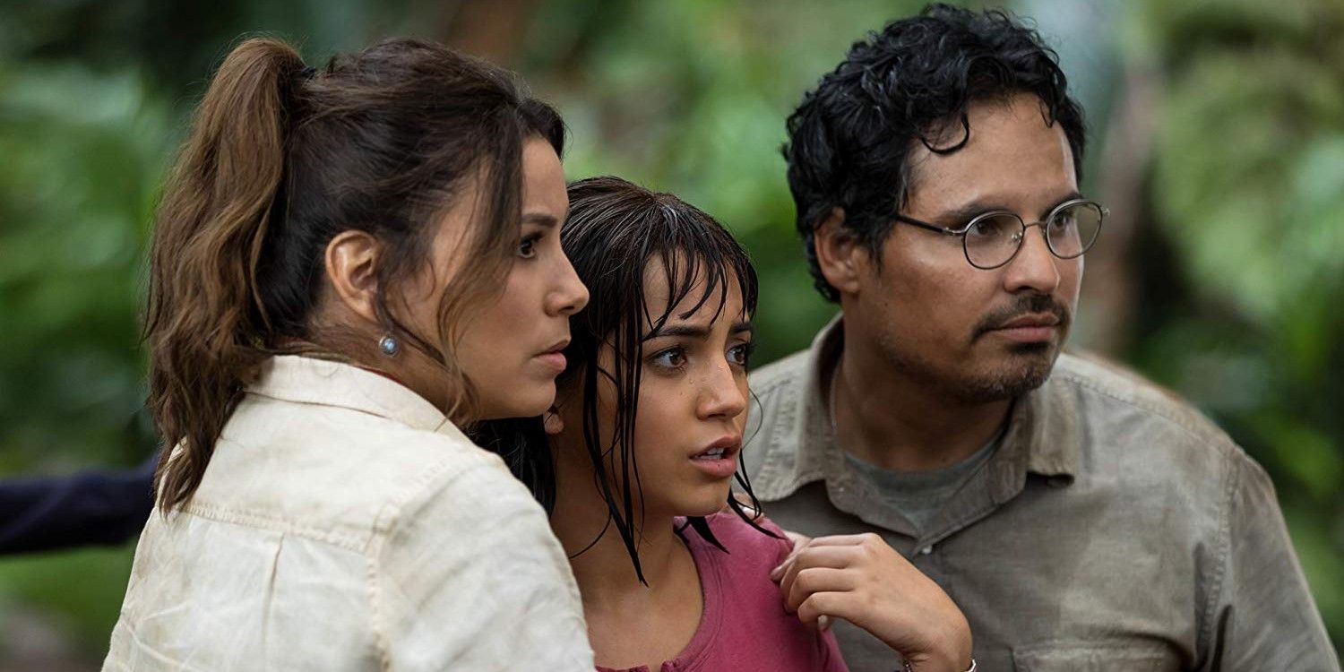 Eva Mendes Isabela Moner and Michael Pena in Dora and the Lost City of Gold
