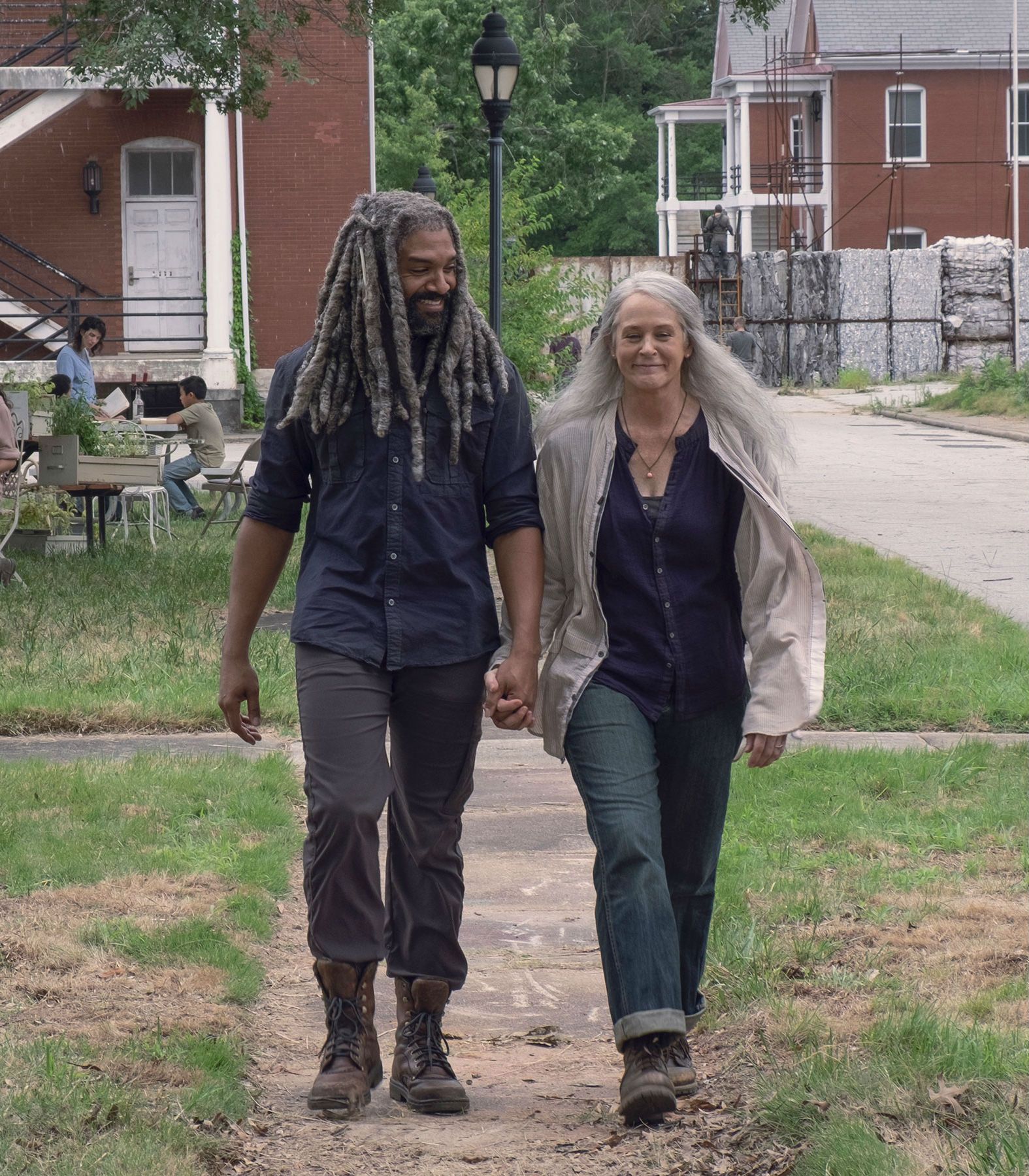 Ezekiel and Carol on The Walking Dead season 9