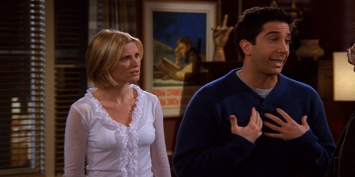 Mona standing behind Ross while he's talking in Friends