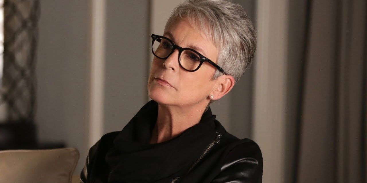 jamie lee curtis as cathy munsch in scream queens