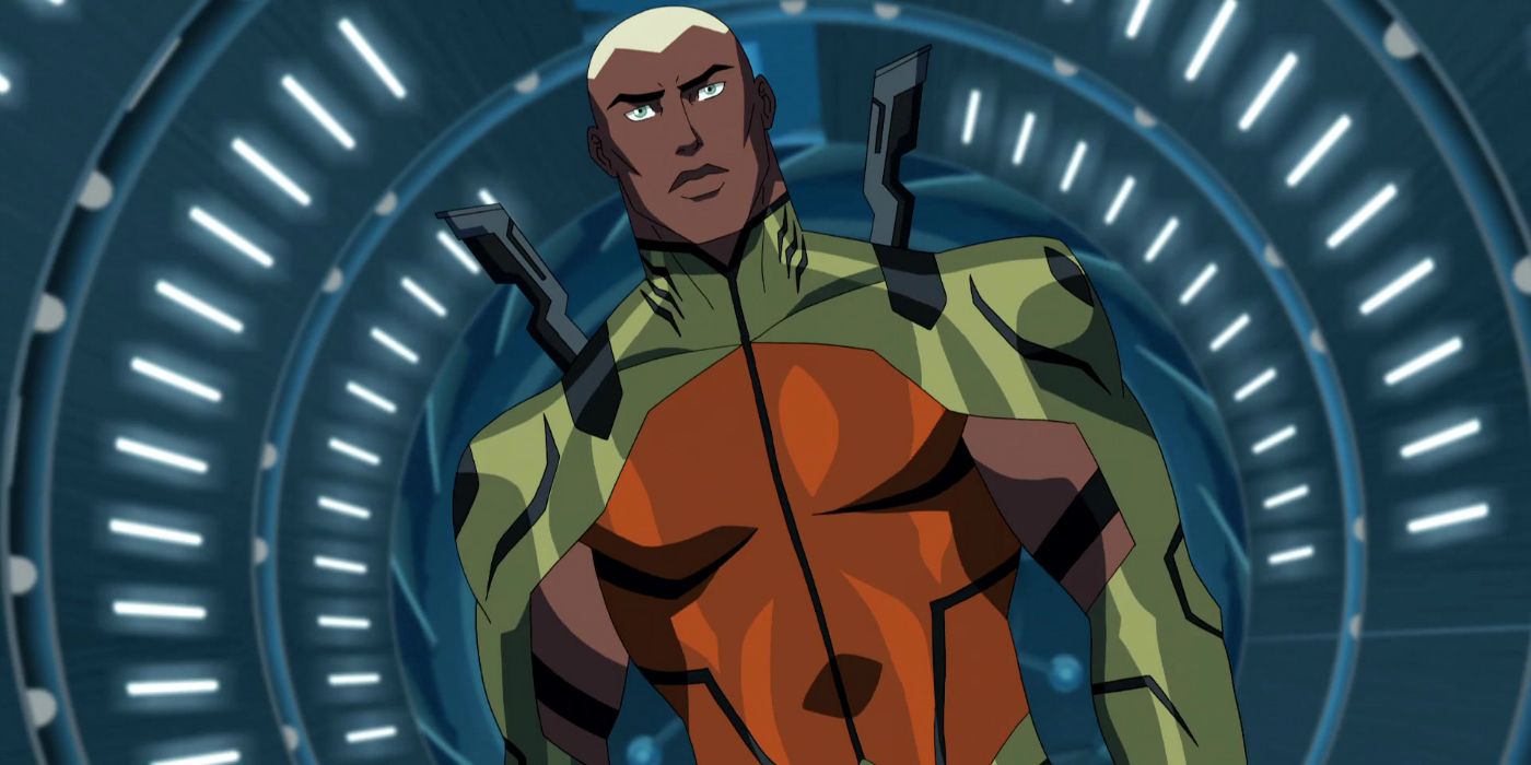 Aquaman stepping out of the boom tube in Young Justice Outsiders