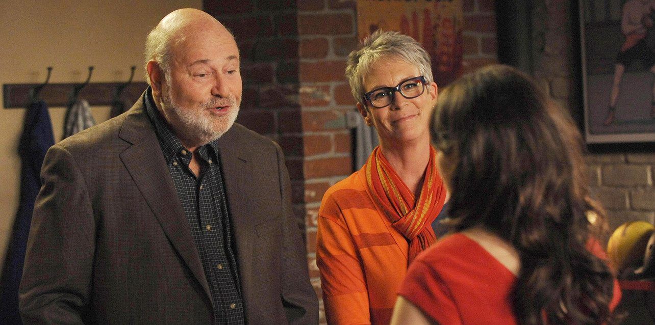 Jess talks to her parents in new Girl