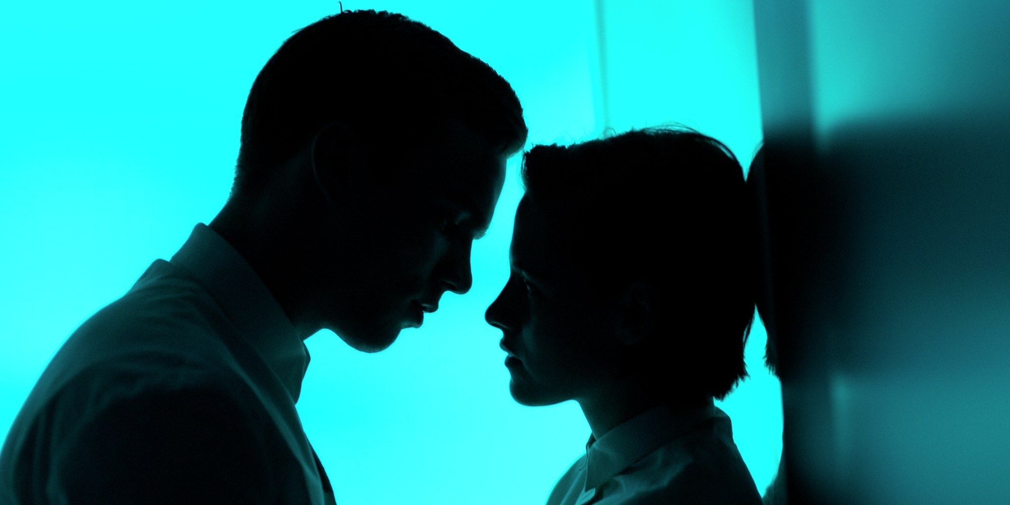 Nicholas Hoult and Kristen Stewart in Equals