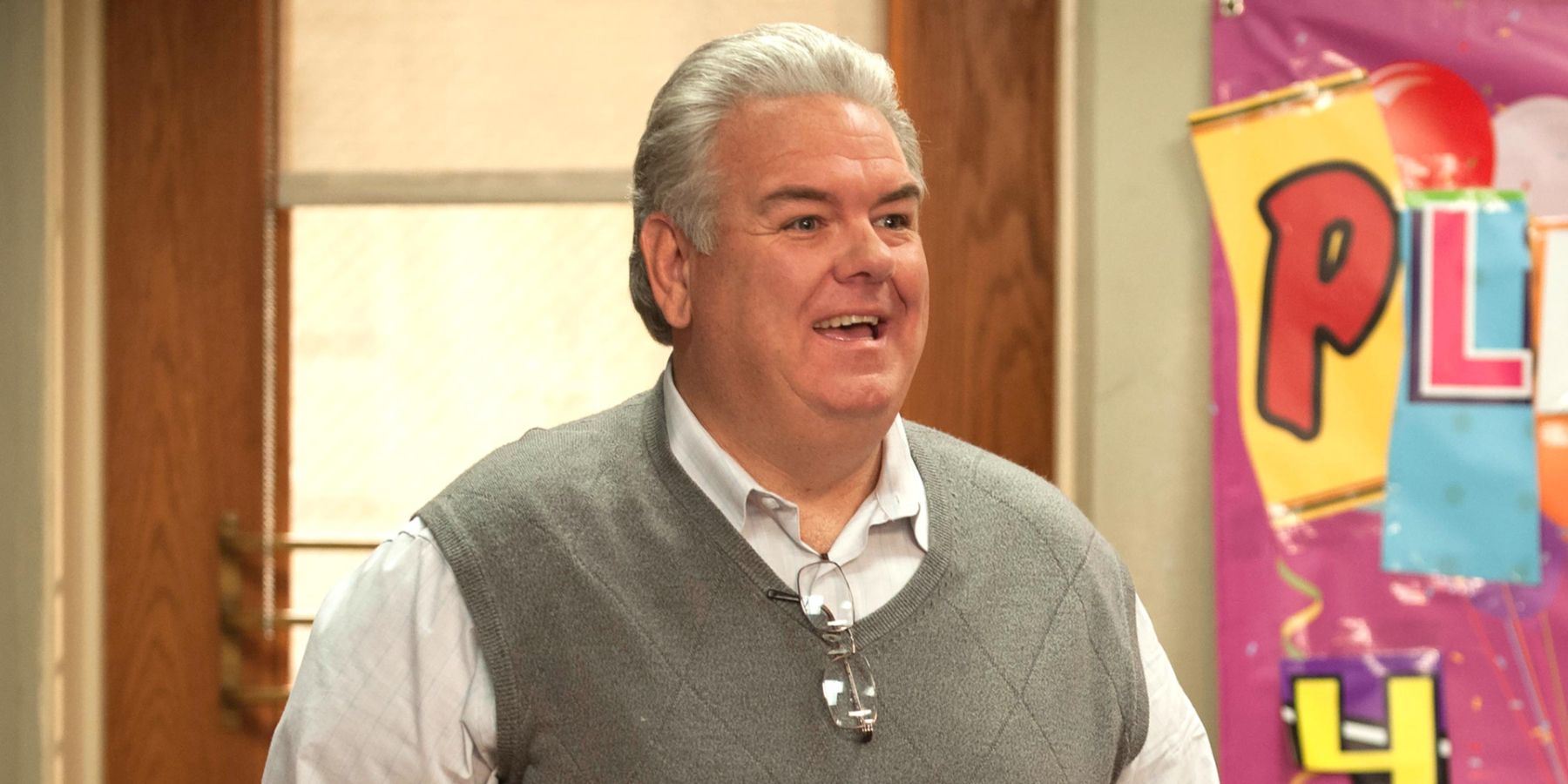 Jerry Gergich smiling in Parks and Rec