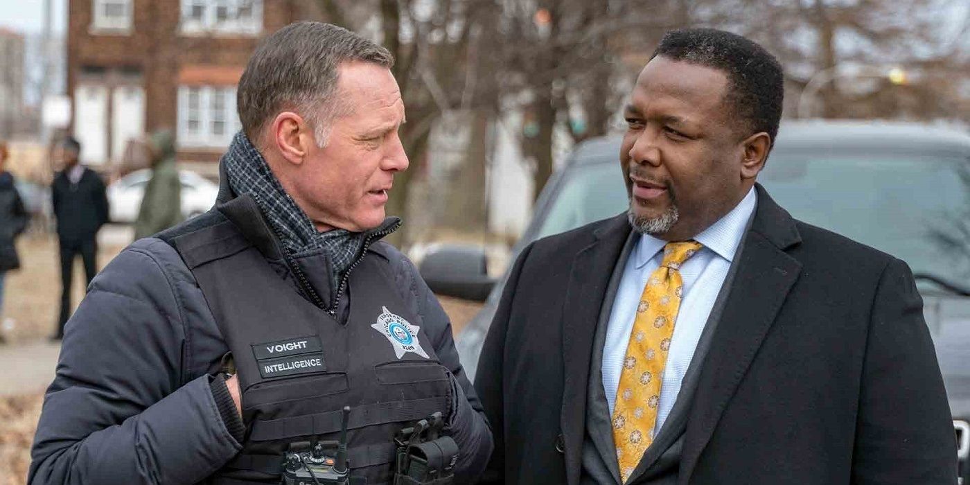 Price and Voight in Chicago PD