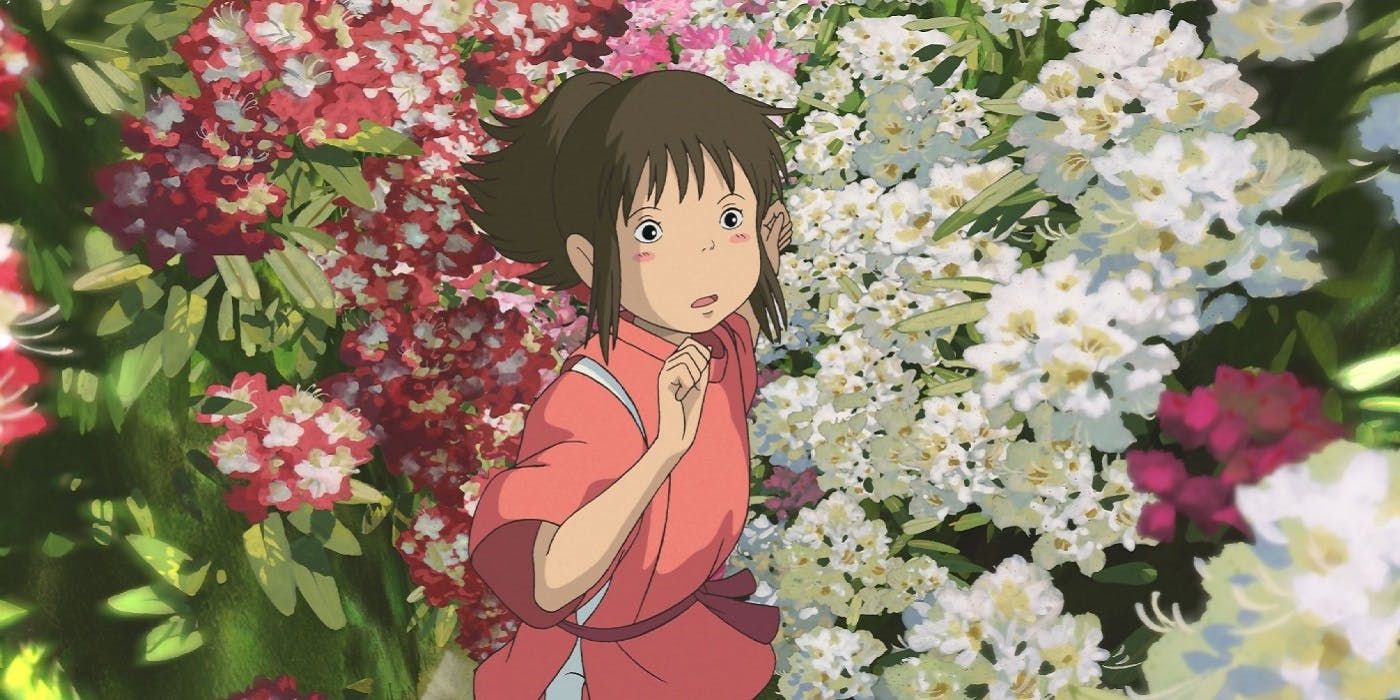 Chihiro en medio de las flores en Spirited Away.