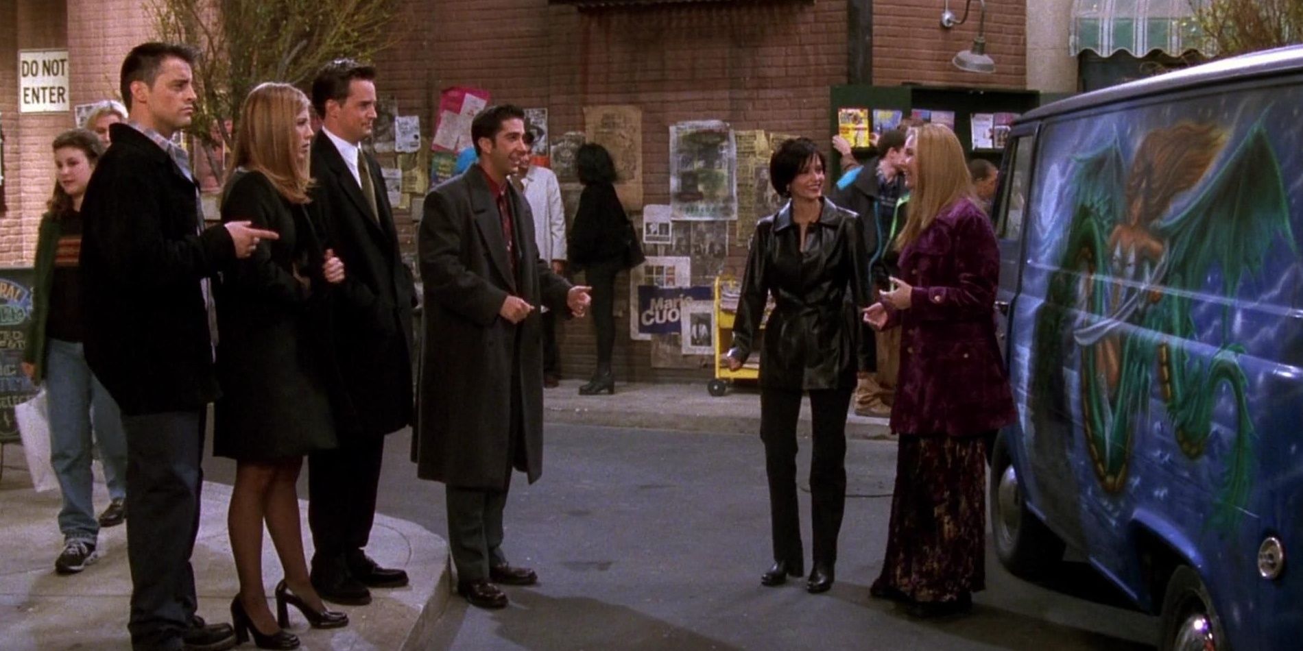 Phoebe shows the gang her new van in Friends