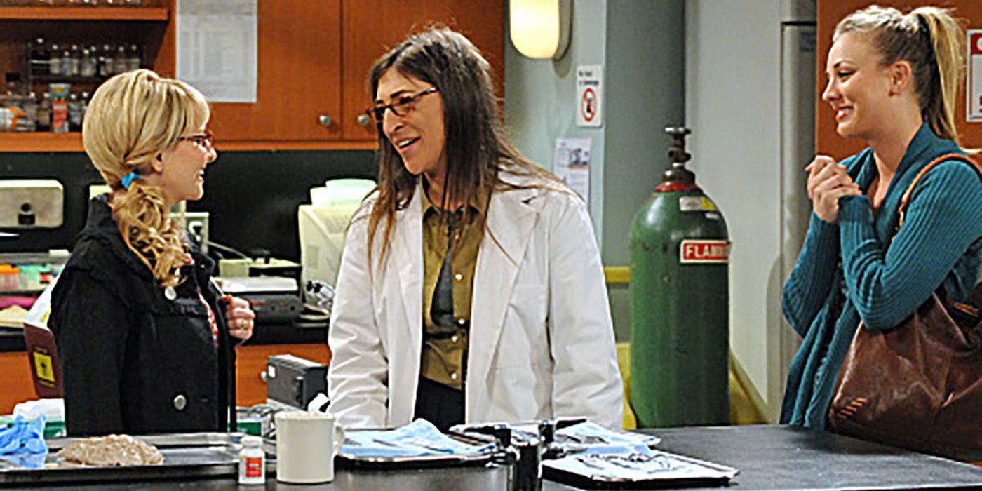 Amy in her lab with the girls in The Big Bang Theory