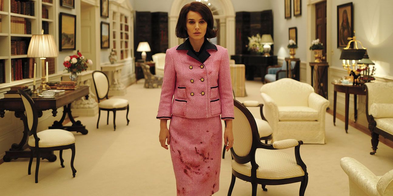 A shocked Jackie Kennedy walking through the White House in Jackie.