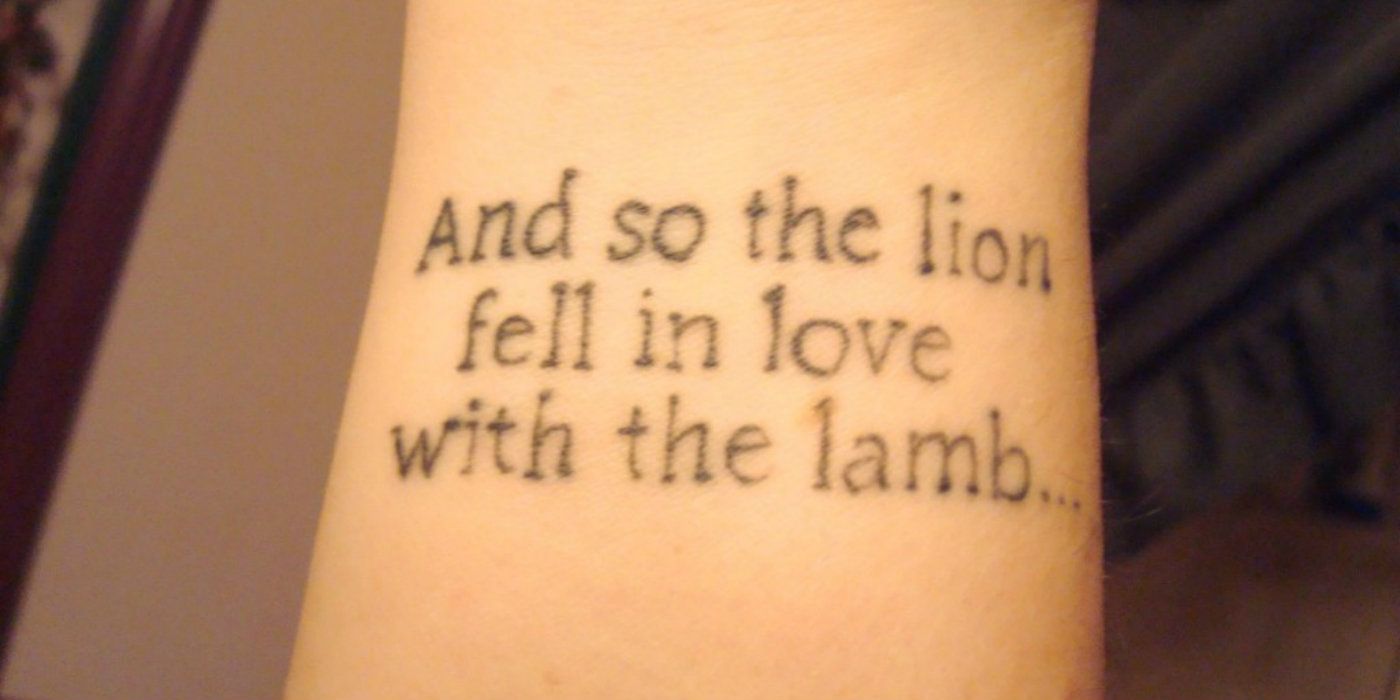 10 Twilight Fan Tattoos That Sparkle