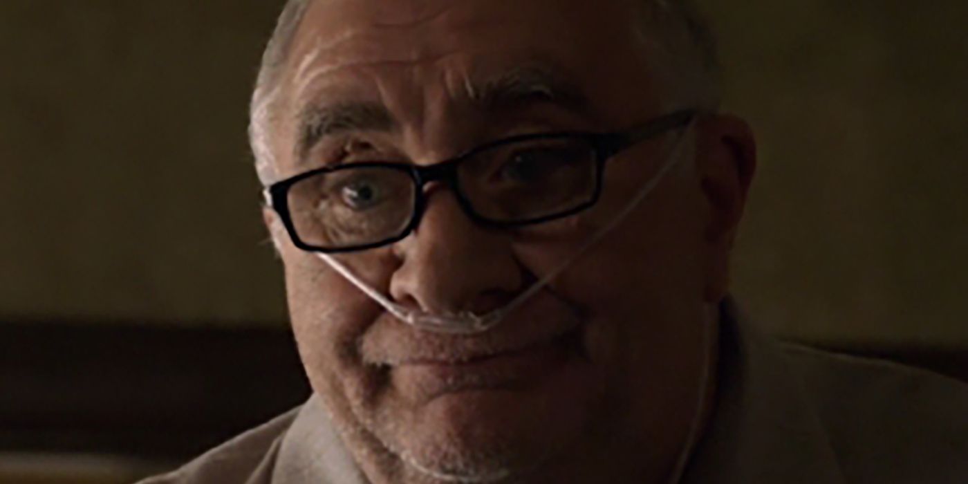 A close up of Teddy Brimley with his oxygen tube on The Blacklist.