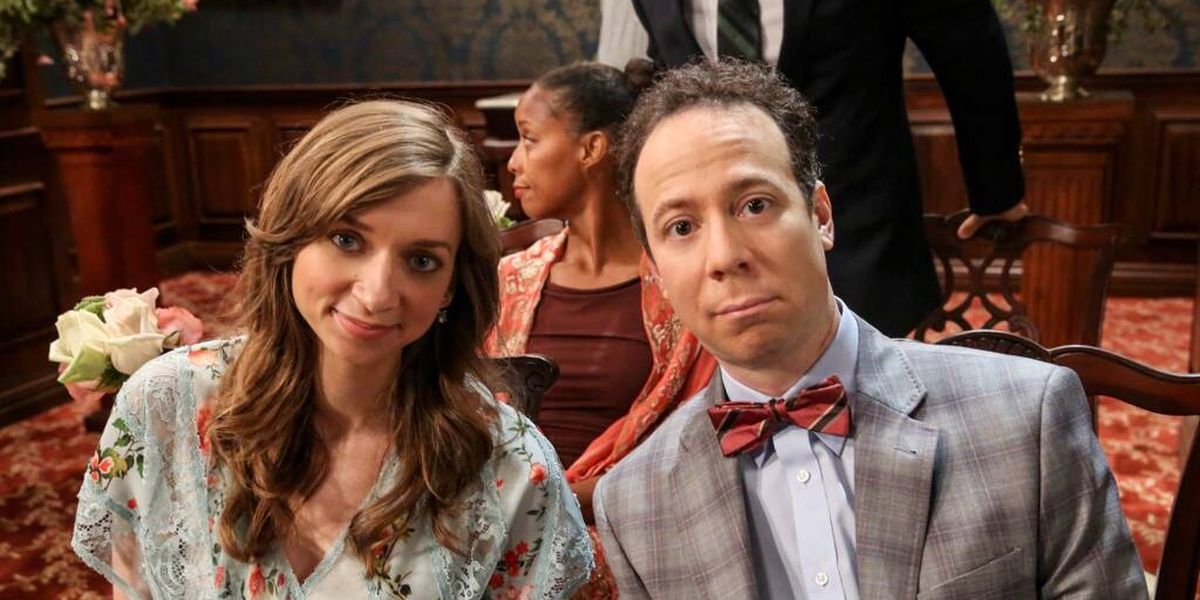 Denisse and Stuart posing for a selfie in The Big Bang Theory.