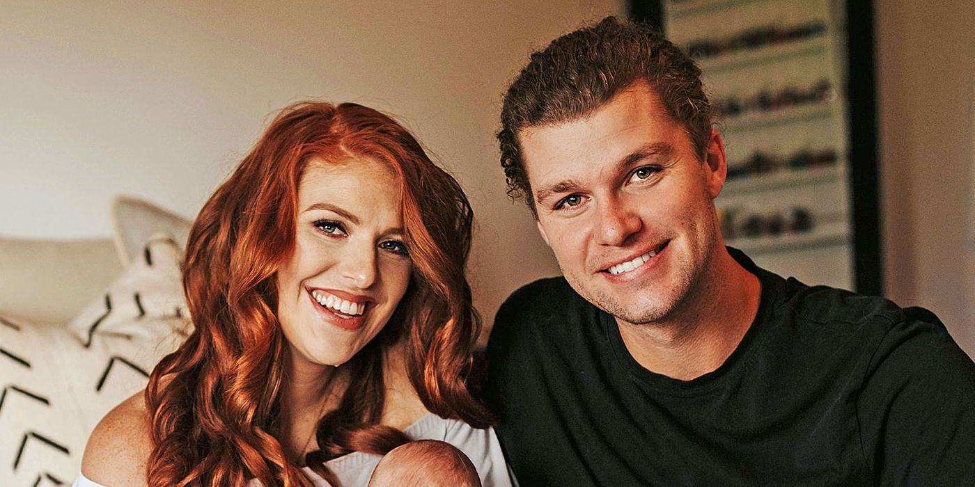 Audrey e Jeremy Roloff Little People, Big World sorrindo com bebê