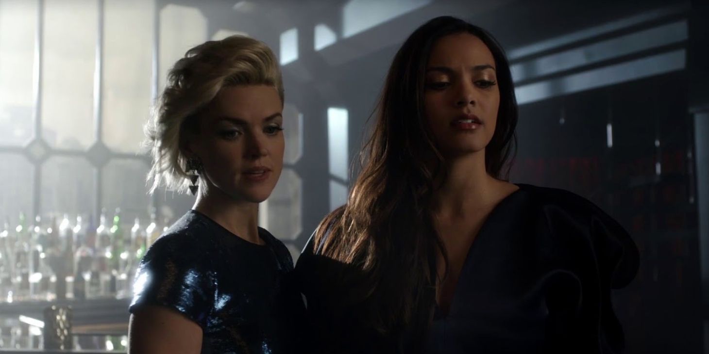 Barbara Kean And Tabitha Galavan In Gotham