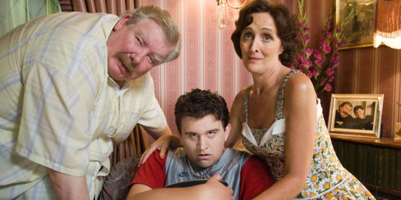 The Dursleys looking confused in Harry Potter and the Order of the Phoenix.
