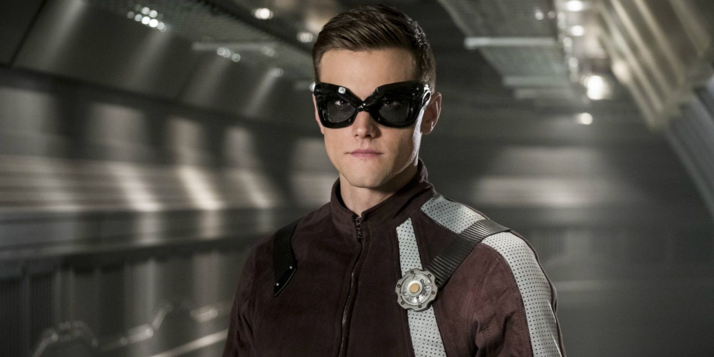 Elongated Man in The Flash Costumes