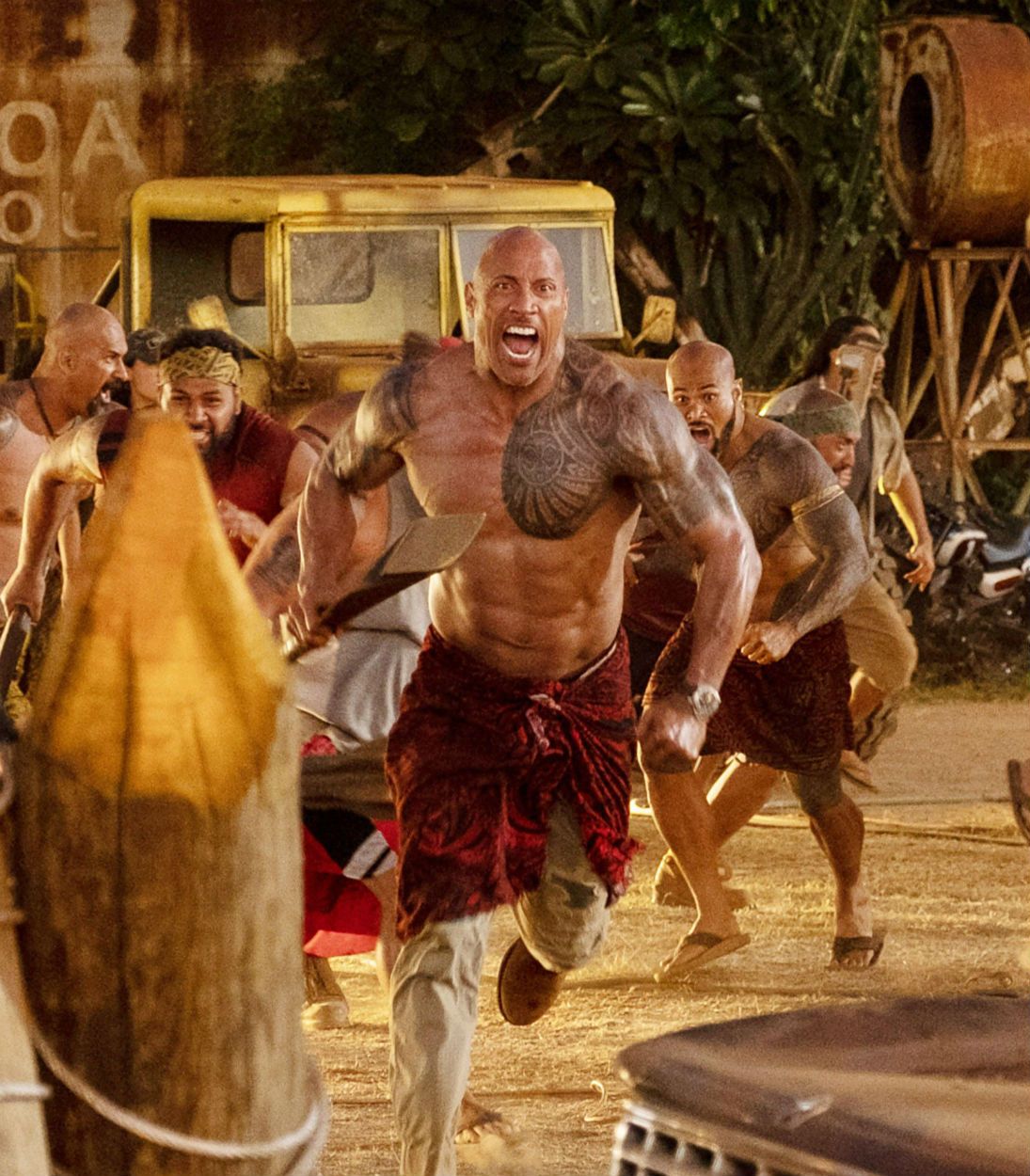 Hobbs and Shaw Samoa Fight Vertical
