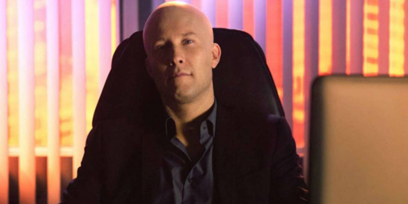 Lex Luthor inside his office at LuthorCorp in Smallville