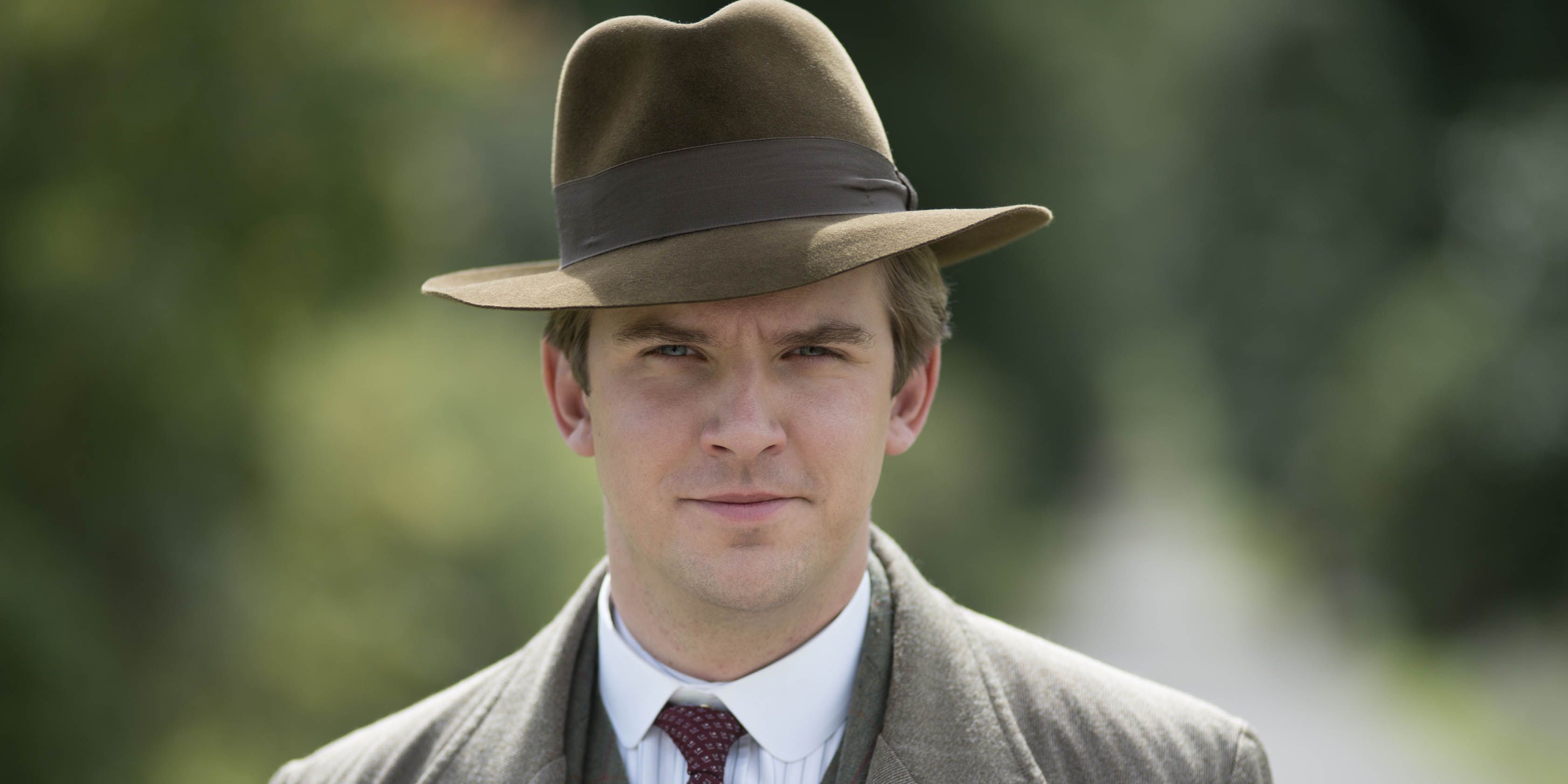 Matthew wearing a hat in Downton Abbey.