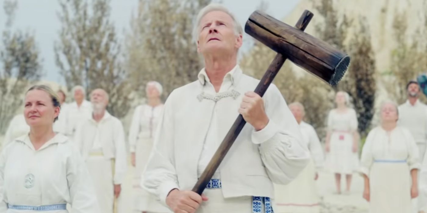 Scary scene of of the commune member with the hammer in Midsommar
