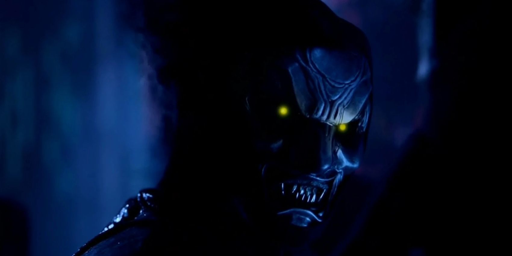 The eyes of the oni glow in the dark in Teen Wolf