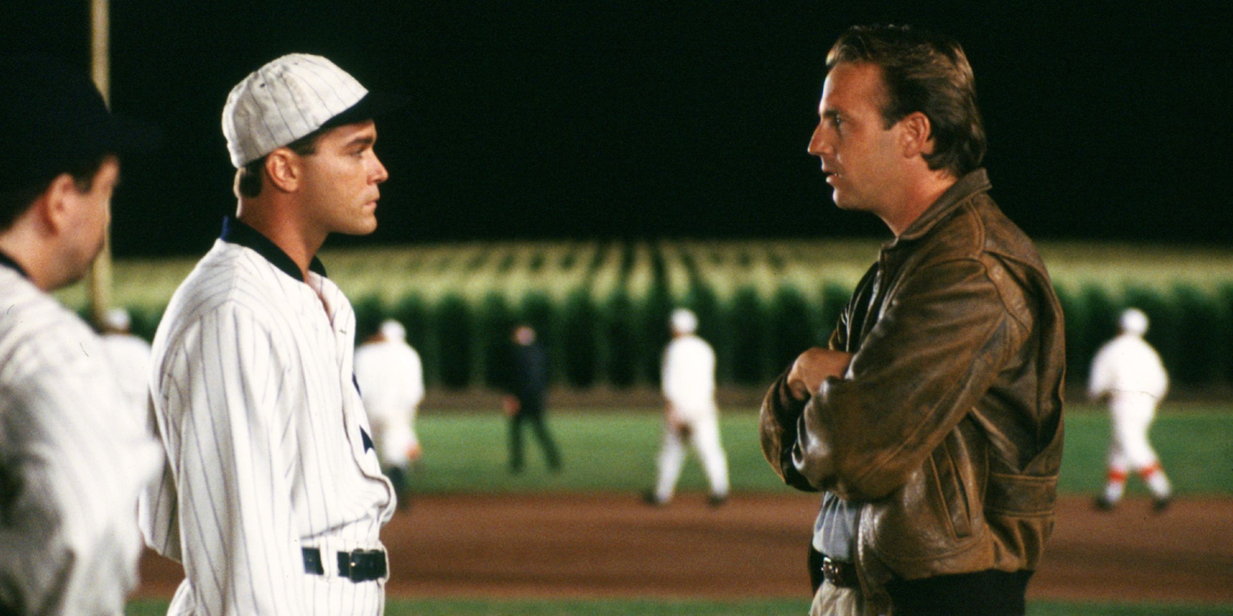 Ray Liotta and Kevin Costner in Field of Dreams