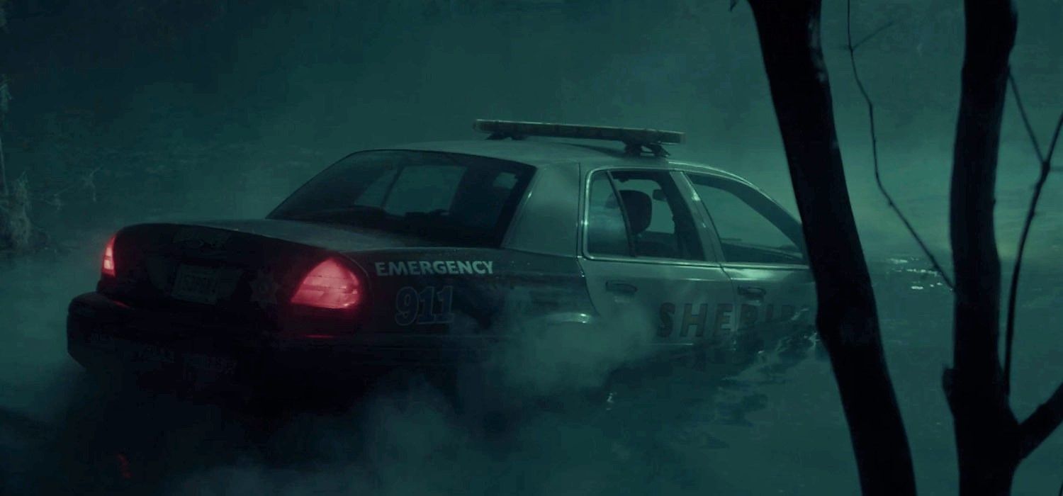 Swamp Thing series finale sinking police car