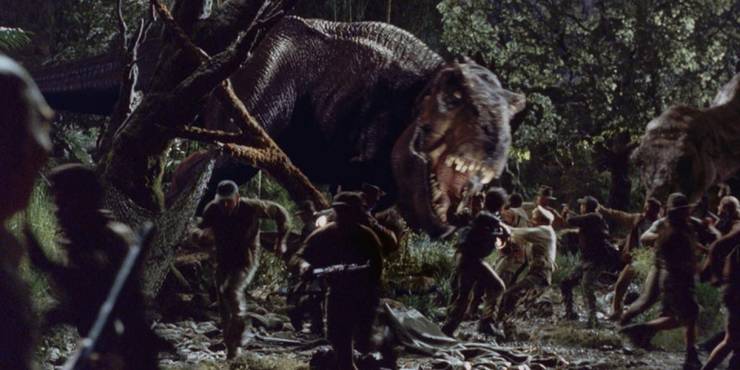 The-Lost-World-Jurassic-Park-Rex-attacks-Camp-e1564863340662.jpg?q=50&fit=crop&w=740&h=370