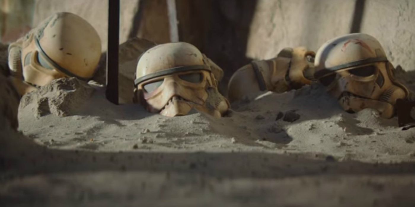 Stormtrooper helmets on the Tatooine ground in The Mandalorian 