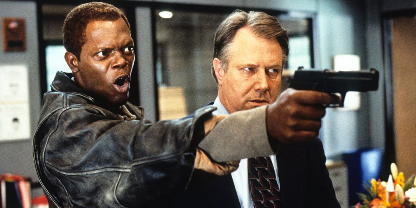 Samuel L. Jackson yelling and holding a gun in The Negotiator