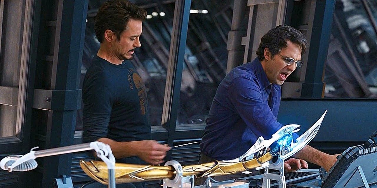 Tony Stark e Bruce Banner em Os Vingadores