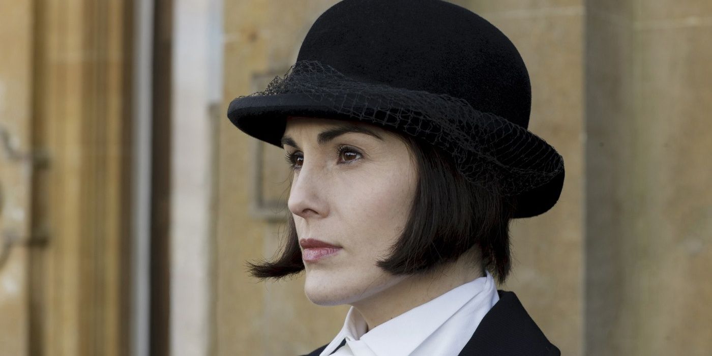 Lady Mary wearing a bowler hat in Dowton Abbey